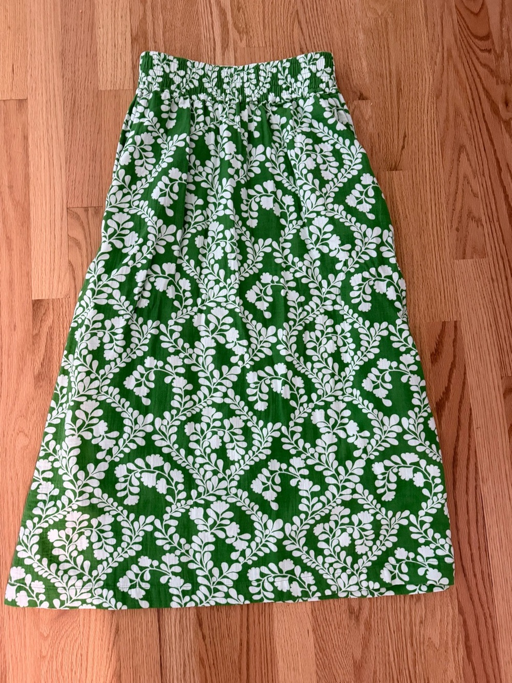 Double Cloth Smocked Skirt-Paradise Green,Vine Silhouette- NWOT